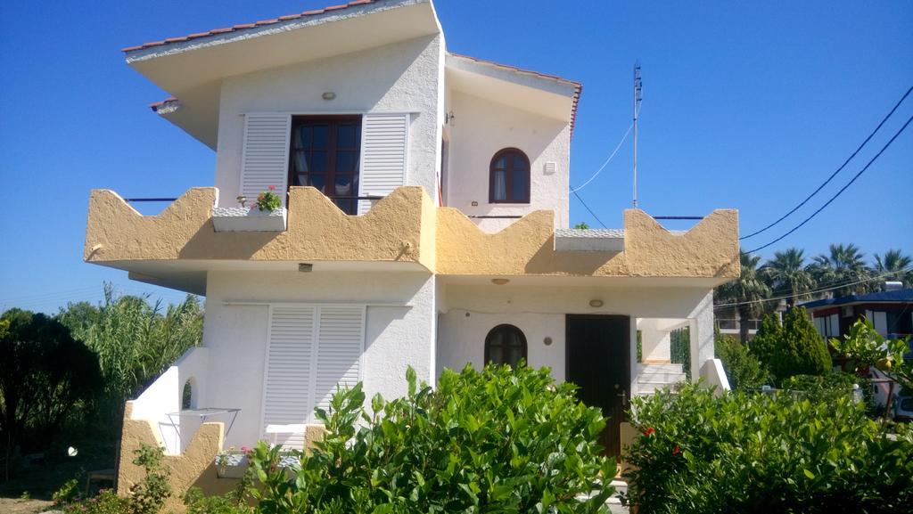 Sunset Beach Studio Kremasti  Bagian luar foto